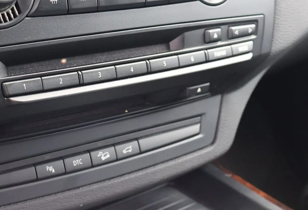 Center Console Rear Trunk Tailgate Open Switch Button Cap For BMW X5 X6 E70 E71