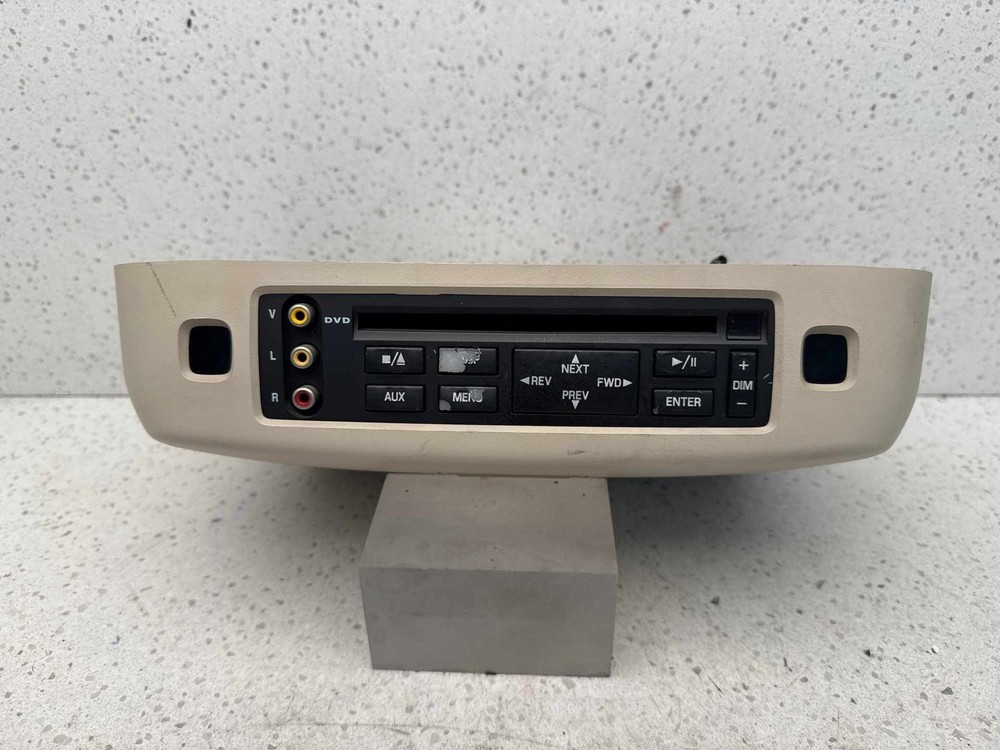 05 06 07 FORD FREESTAR Rear Enterainment system video display screen