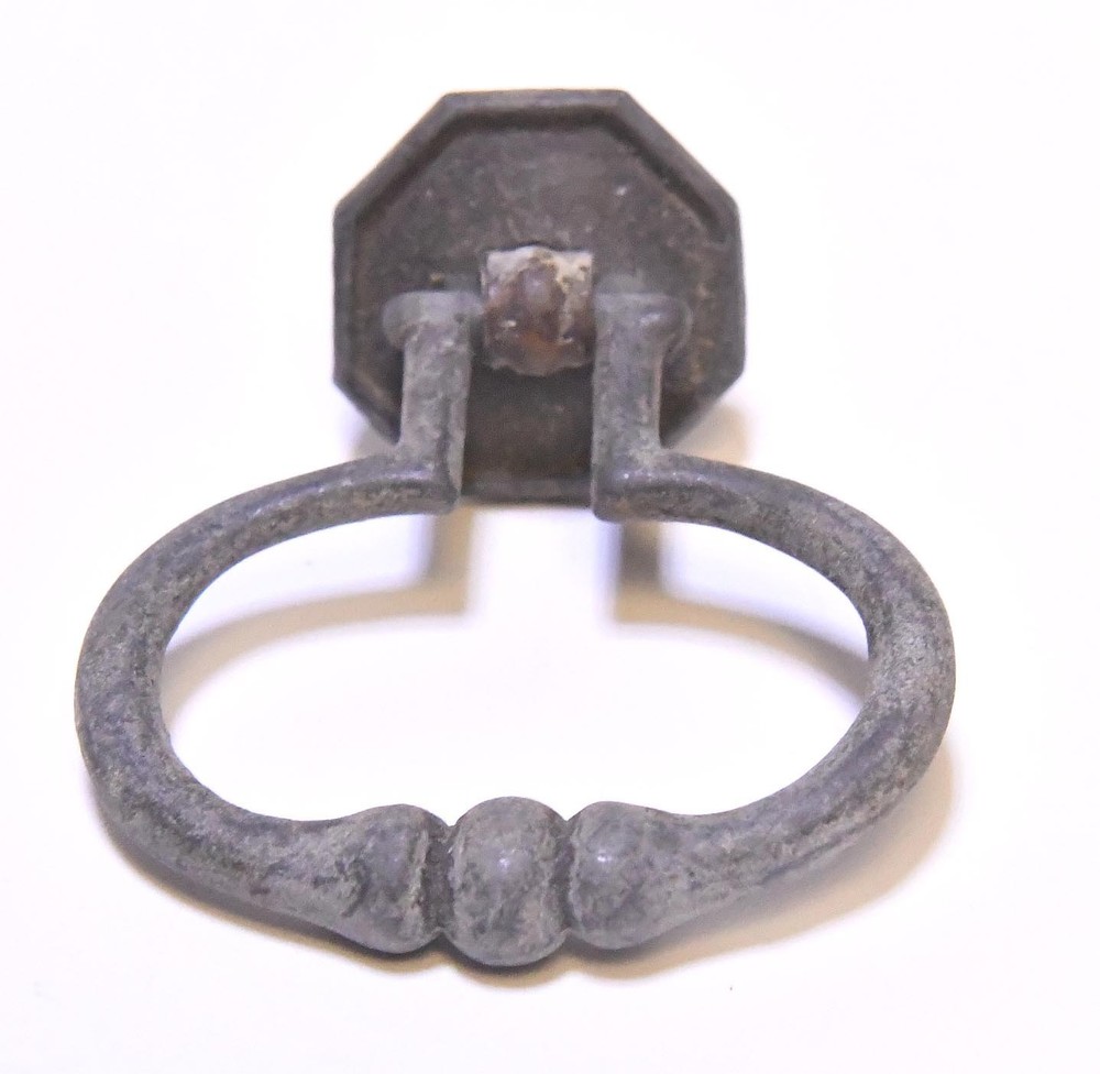 5 MATCHING VINTAGE METAL DRAWER PULLS WITH FLIP PULL