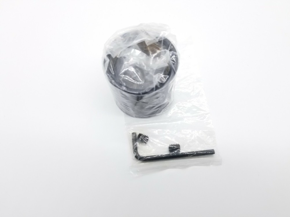 CHIEF #CMA270 Threaded Pipe Coupler, Black – NEW