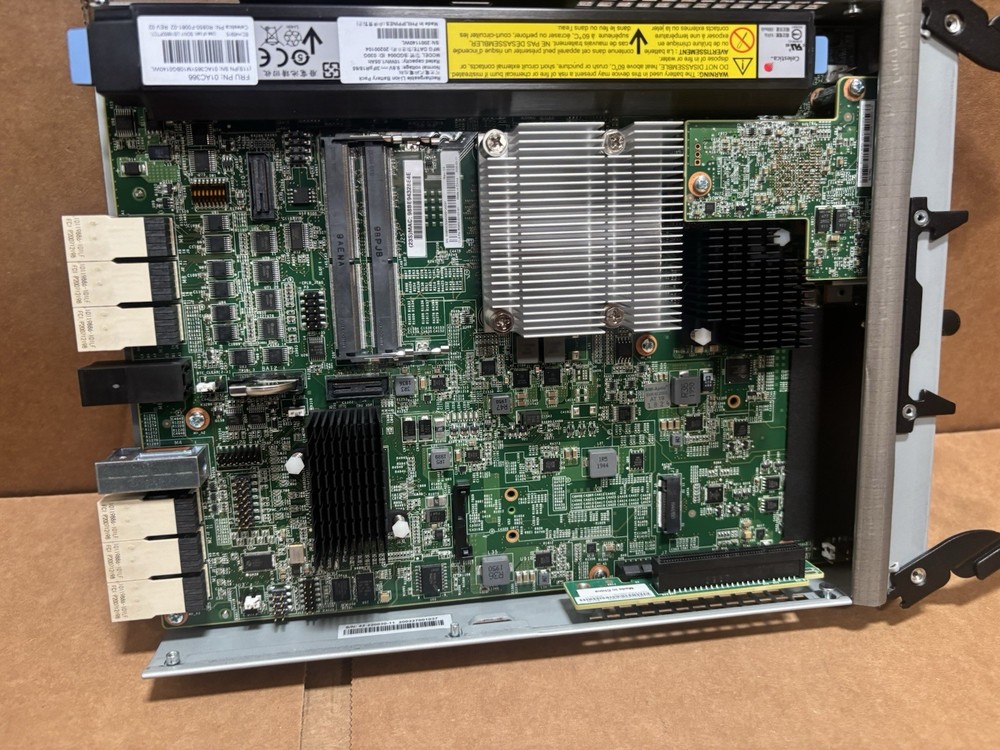 IBM Storwize V5000 Controller Node 2072-324 No SSD No Ram