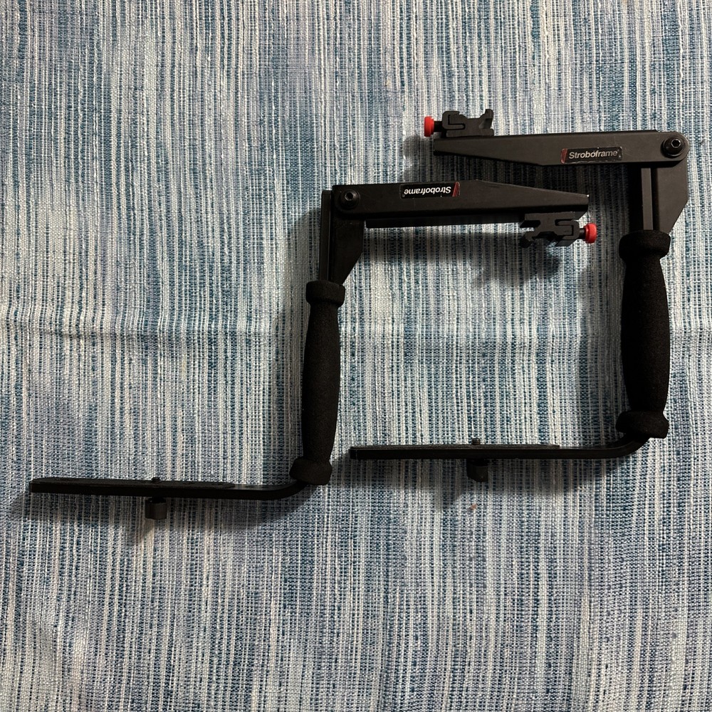 STROBOFRAME QUICKFLIP 350 CAMERA FLASH BRACKET - USED