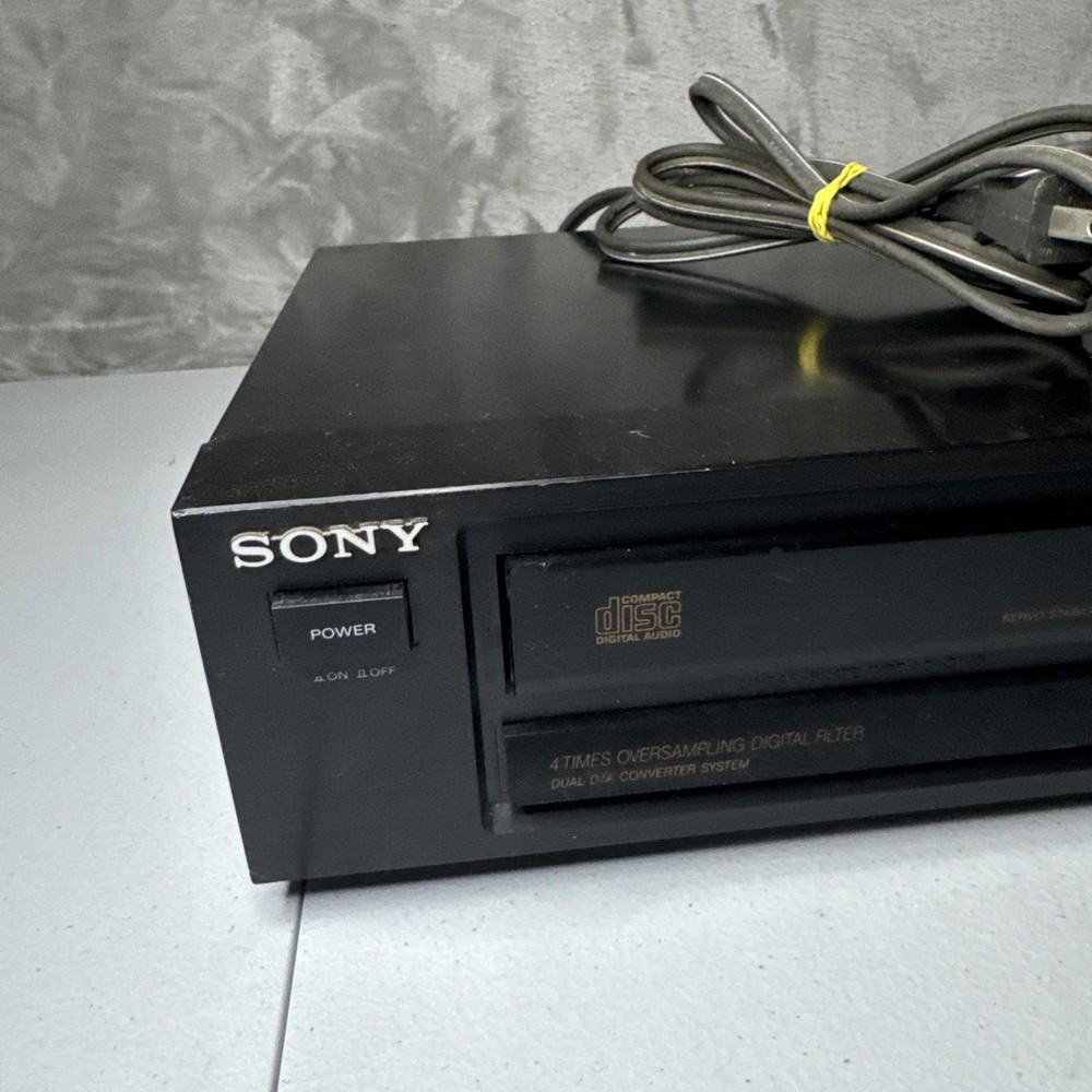 Sony CDP-570 Single Disc CD Player (tested) - Read