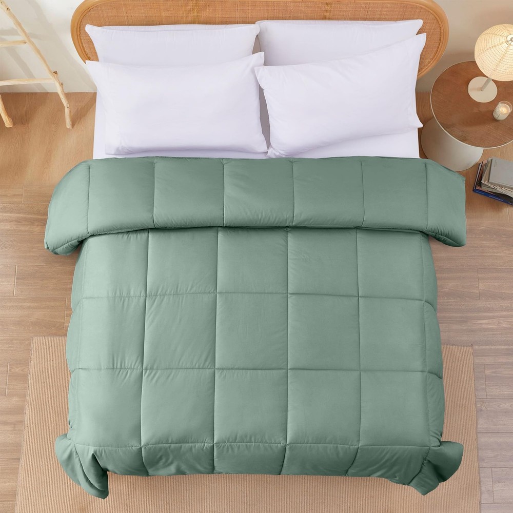 Modern Threads Down Alternative Reversible Comforter Ivory/Sage Green Twin