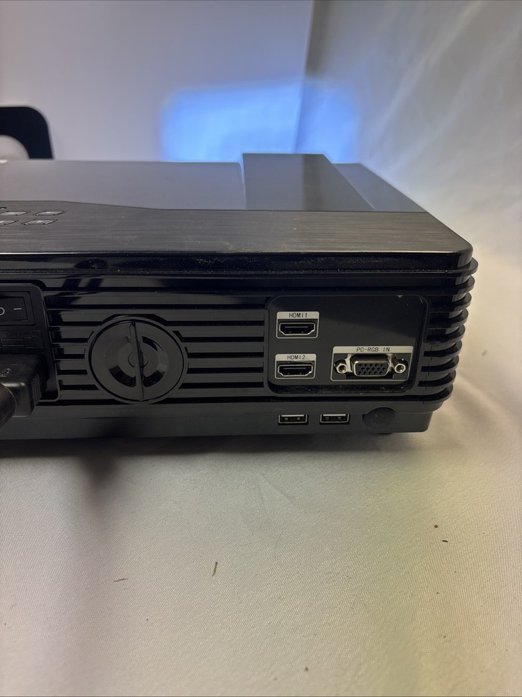 Locus Led Projector L100 Great Condition Working 2016