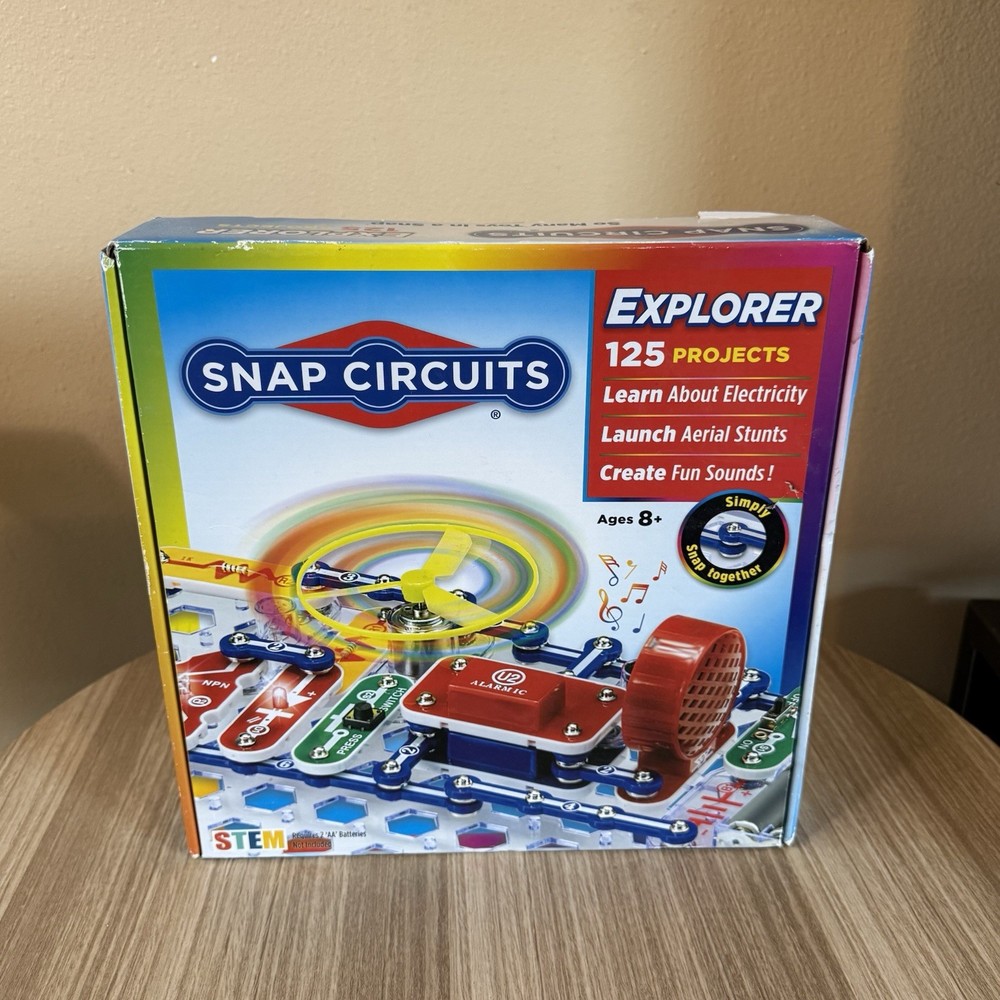 Snap Circuits Explorer Skill Builder Science Kit STEM 125 Projects Brand New!