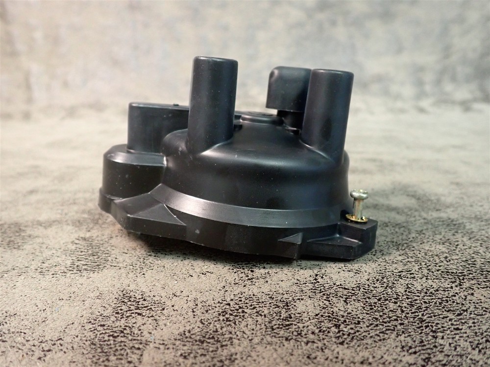 NEW WVE 5D1111 Distributor Cap (SS47)