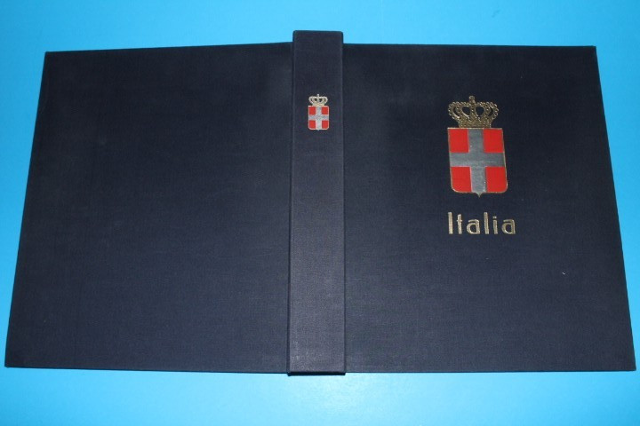 Italy DAVO binder and dustcase BlueLakeStamps Most Useful!