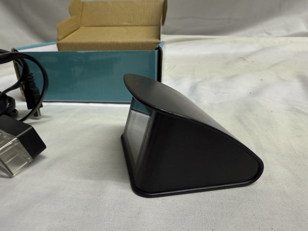 Head-Up Display (HUD) for vehicles