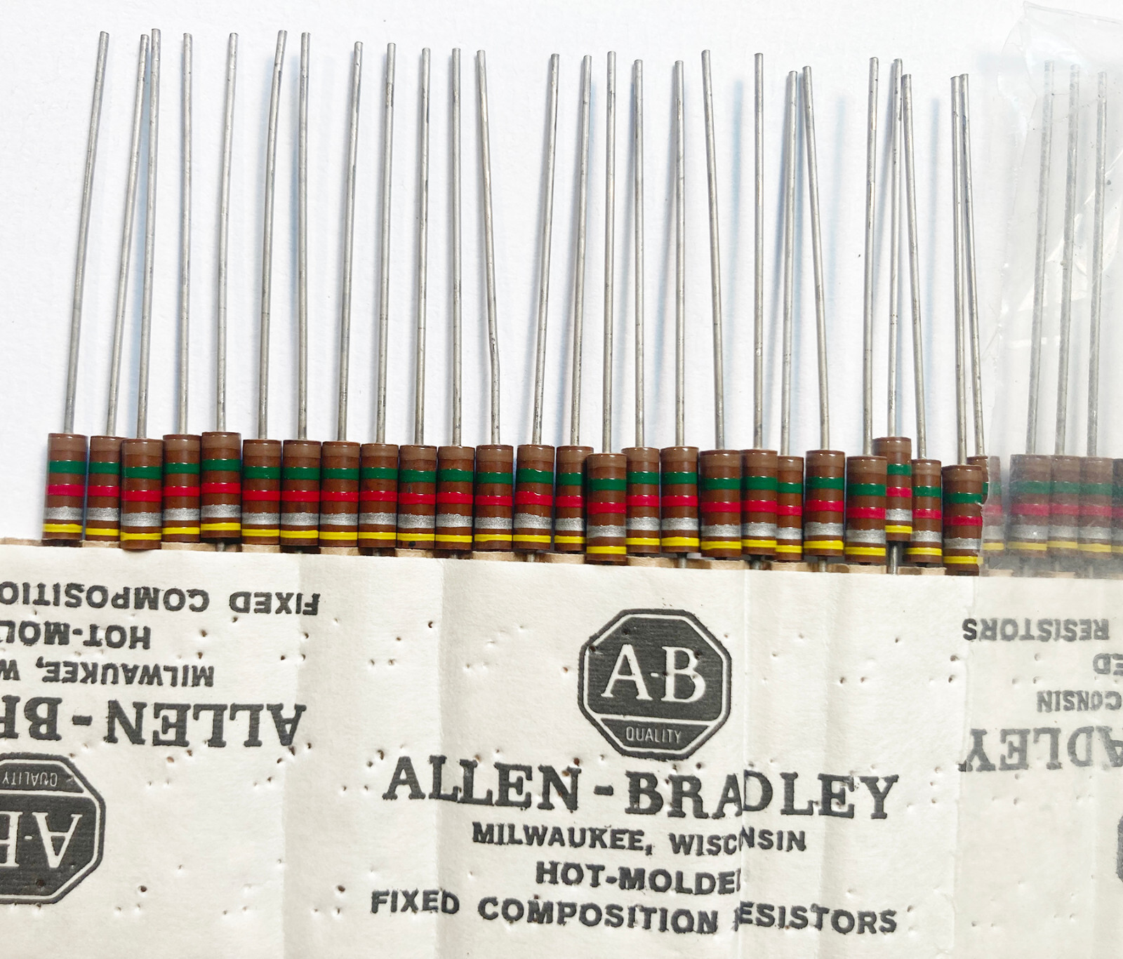 Carbon Composition Resistors – 1/2 Wt – USA – NOS – Vintage