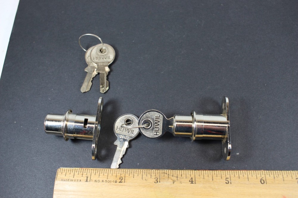 Hulwil Push Button Keyed Locks 2 Pieces
