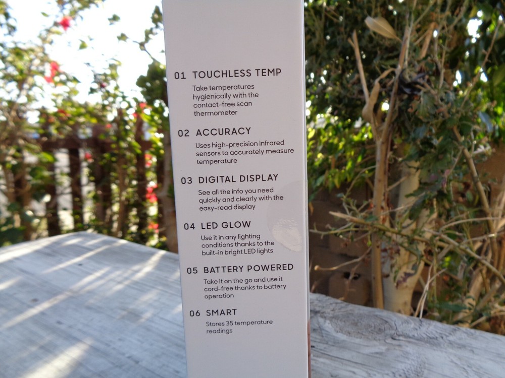 SHARPER IMAGE Digital Touchless Smart Forehead Thermometer (1013507)