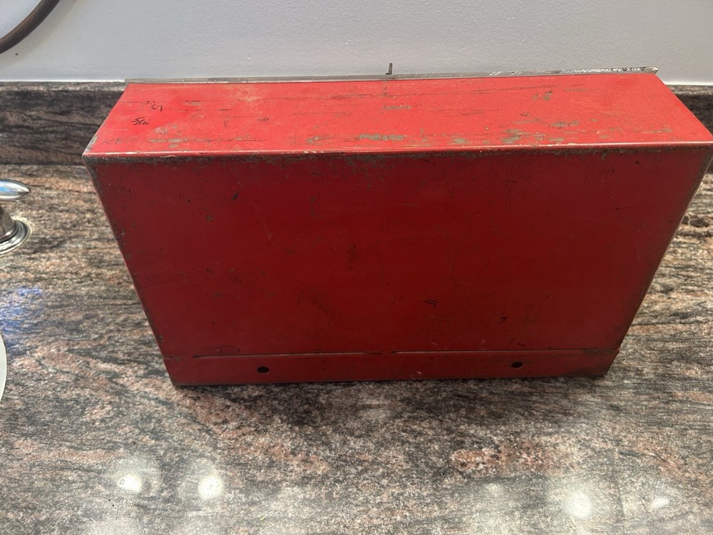 Matco drillbit box side box original key
