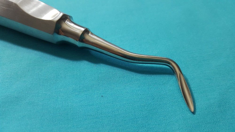 FRENCH STEEL AUTOCLAVABLE DENTAL ROOT TIP EXTRACTING ELEVATORS LEFT DEL 302