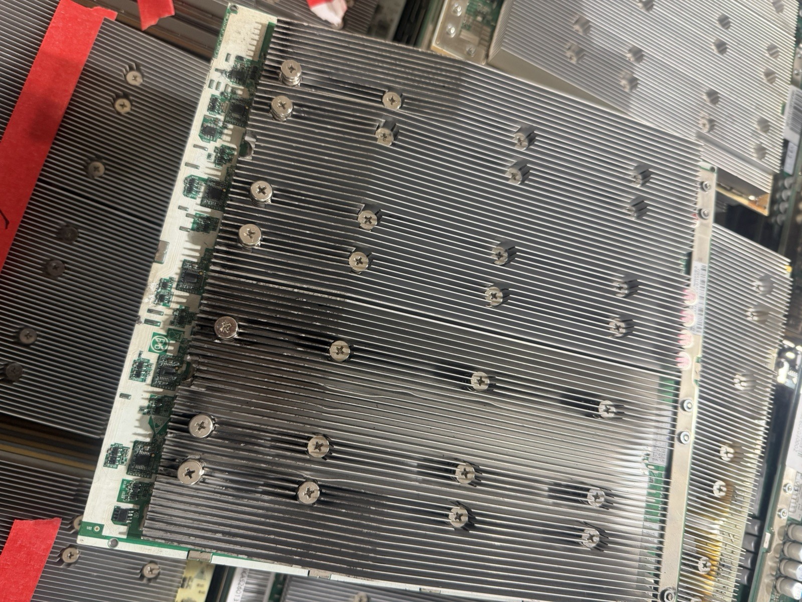 Fully Working Bitmain Antminer S19 XP 141TH Hashboard – Tested/Cleaned/Repasted