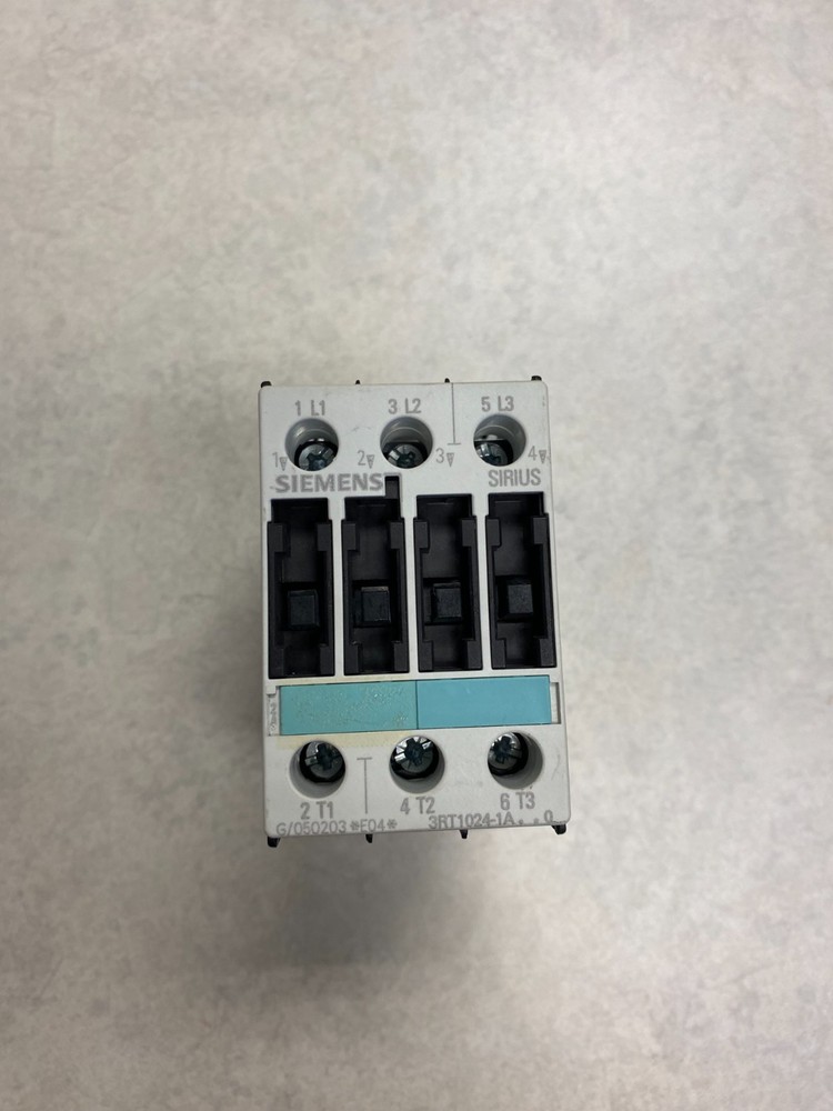 Siemens Sirius 3RT1024-1A Contactor
