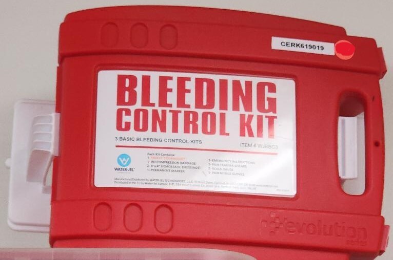 NEW Multi Unit Bleeding Control Kit by Water Jel first aid with wall mount