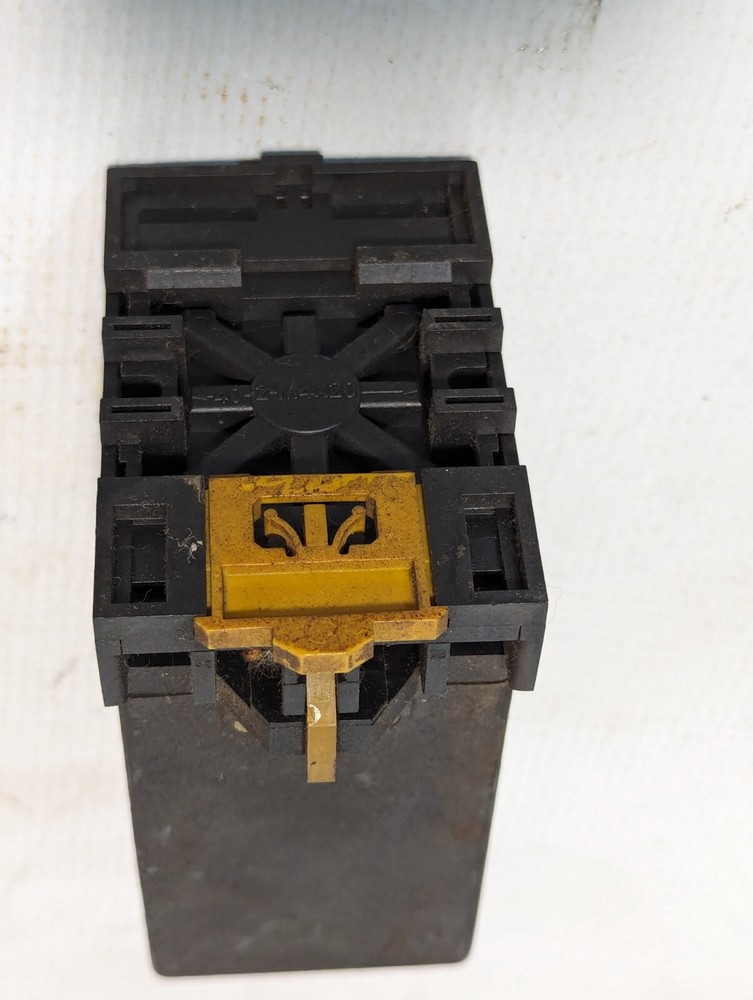 Omron TDV-44A020B Twin Analogue Timer Relay