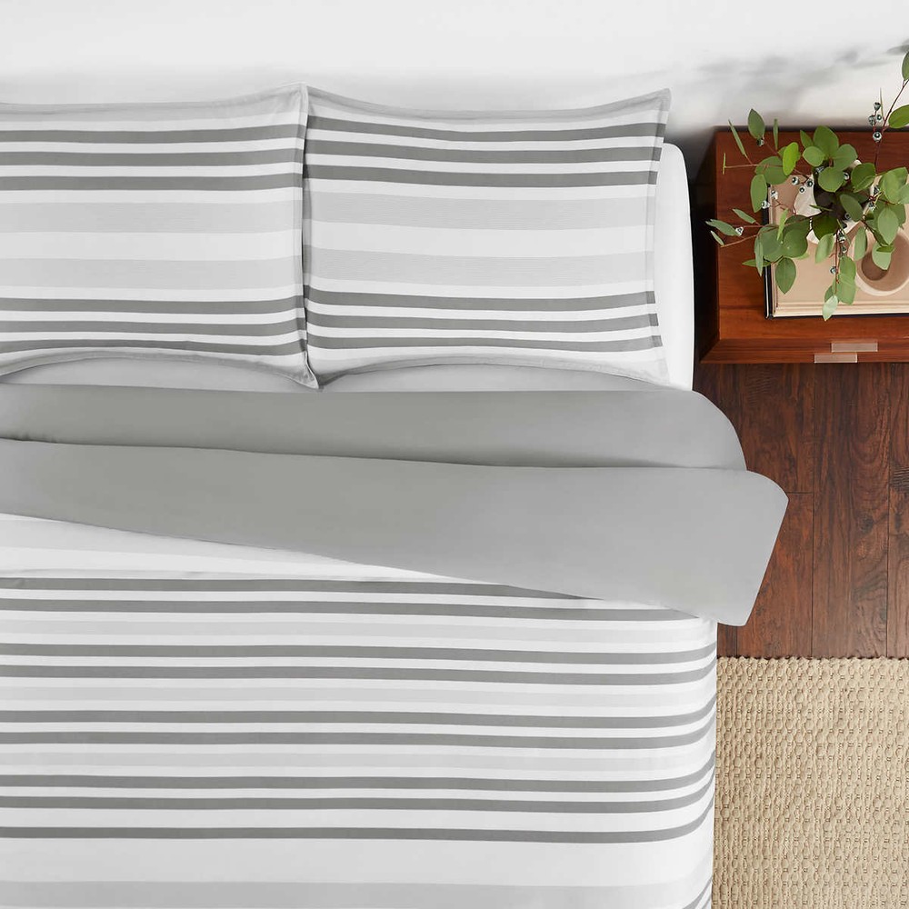 Thomasville, Relaxed Comforter Set (Choose Size + Color Pattern)