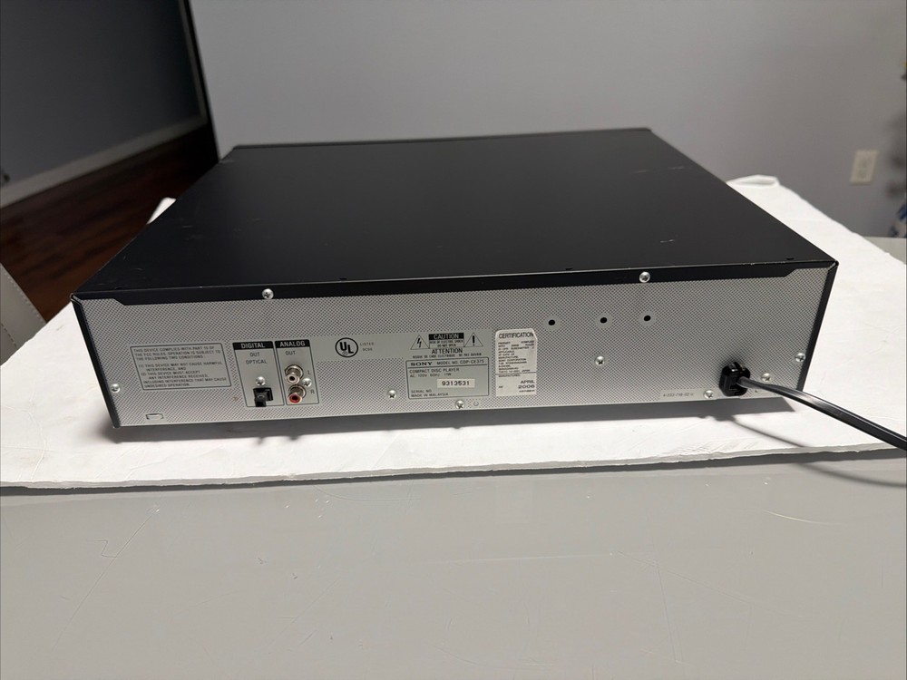 Sony 5-Disc CD Carousel Changer Exchange System CDP-CE375 Player with Remote