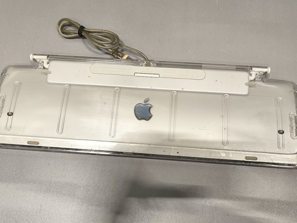 Apple USB Keyboard M7803 - Untested, Vintage