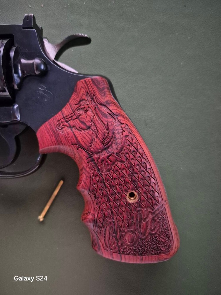 Colt Python grips Old or New E/I frame,Python re-designed 2020,Handmade Thailand
