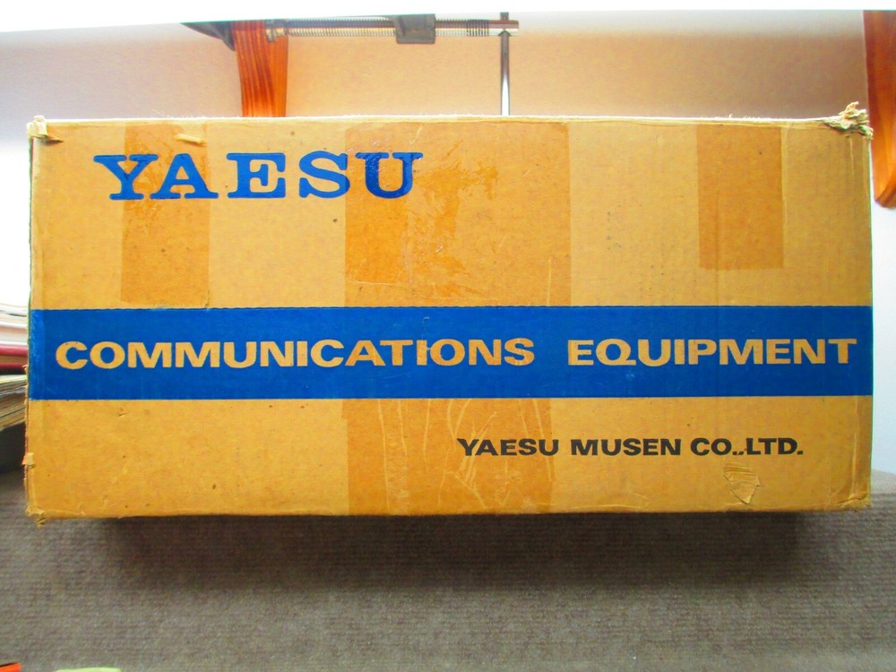 Yaesu SP-102 External Speaker BOX ONLY (missing 1 small box flap)