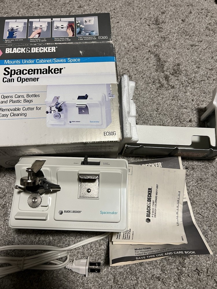 Black & Decker Spacemaker Can Opener EC60G White MISSING SCREWS