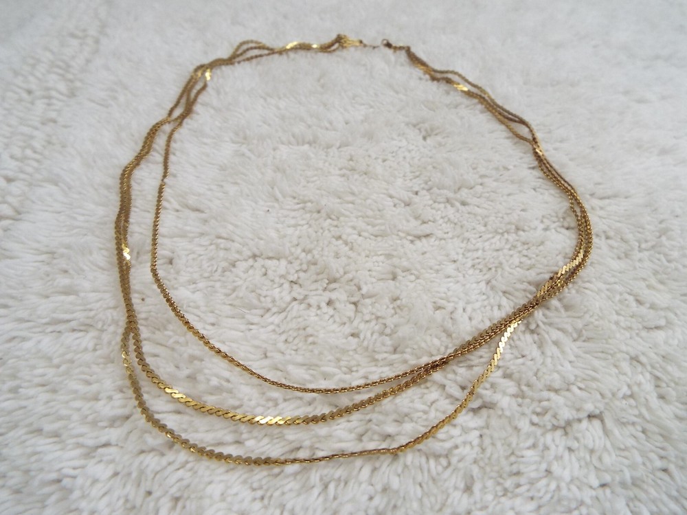 Goldtone Three Chain Necklace (B62)