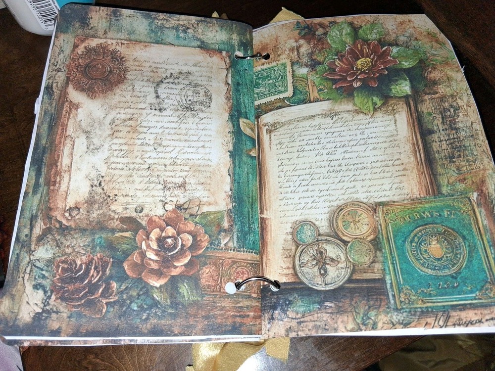 Vintage Elegance Junk Journal Scrapbook