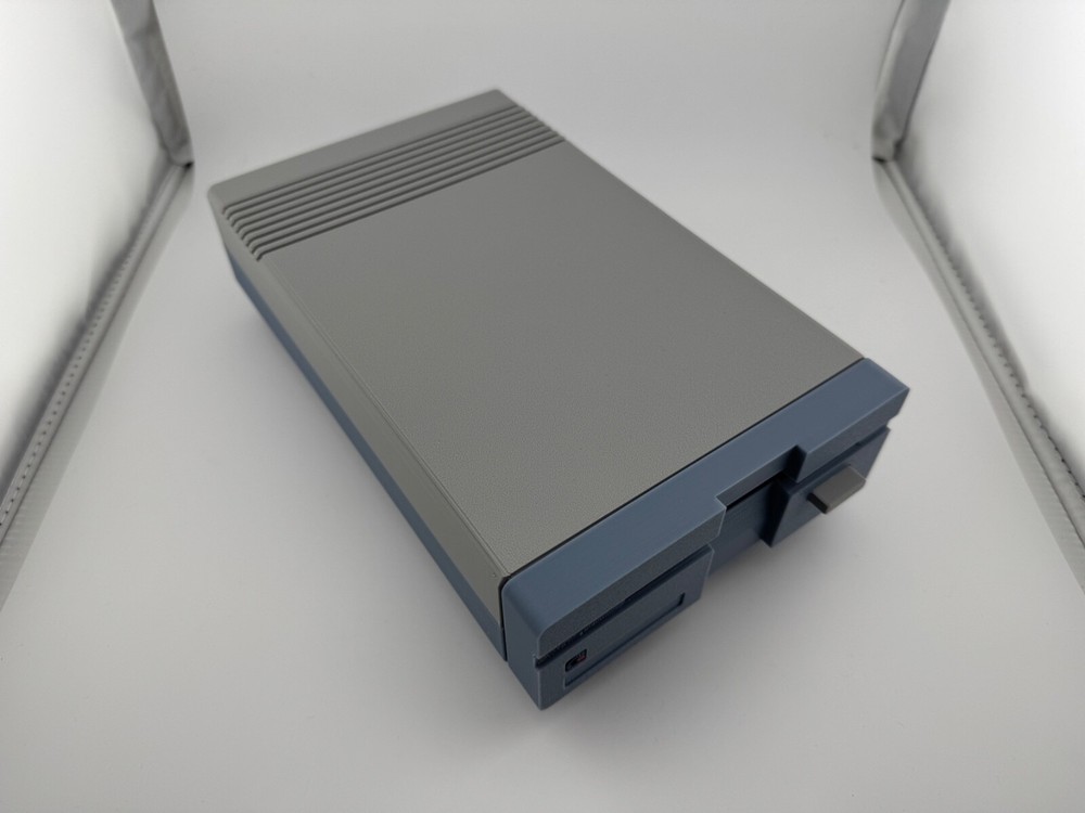 Commodore 1581 Drive Replica 3.5” for Commodore c64 c128