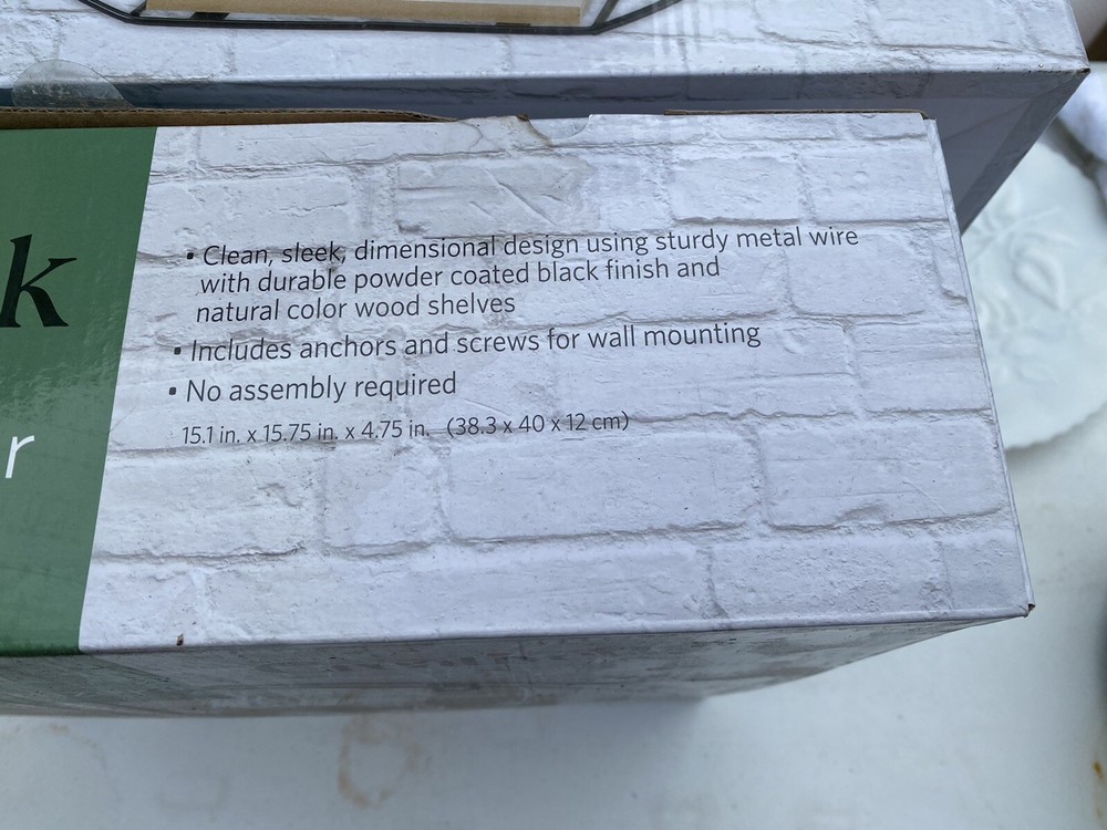 Castle Rock Round Wall Organizer NEW IN BOX
