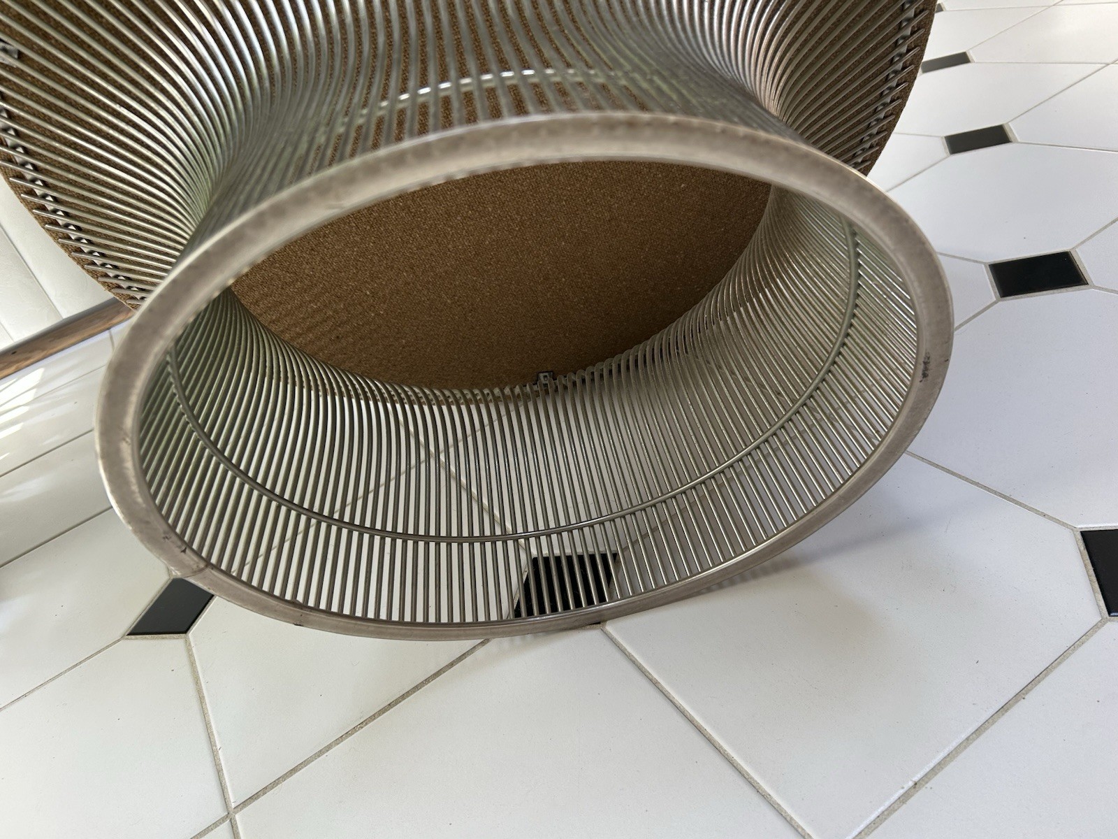 Warren Planter For Knoll Nickel Mushroom Ottoman