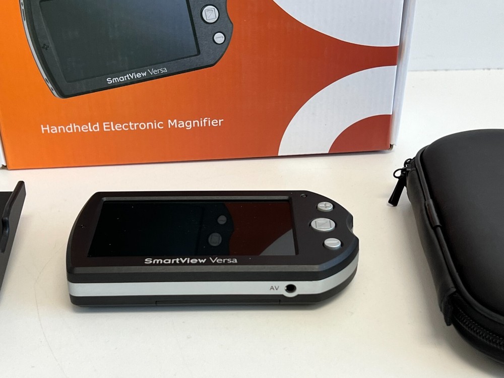 Humanware SmartView Versa Handheld Electronic Magnifier - Read Condition