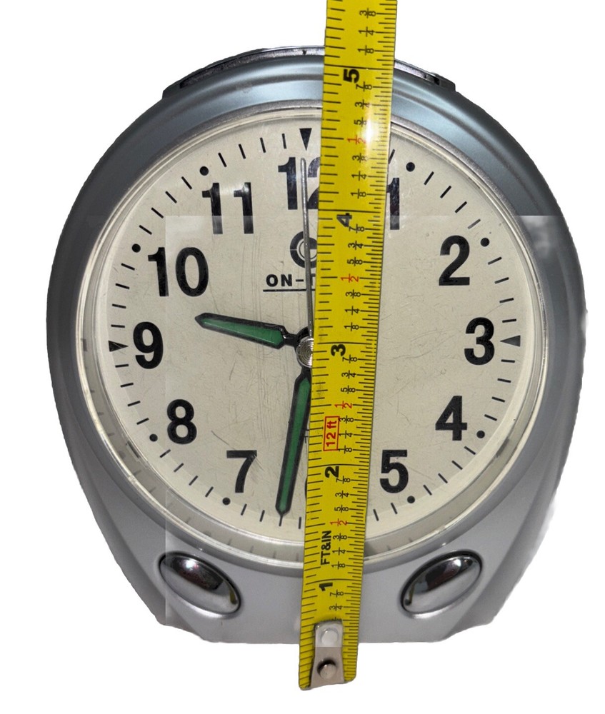 On Time Talking Atomic Alarm Clock Uses 2 C Batteries