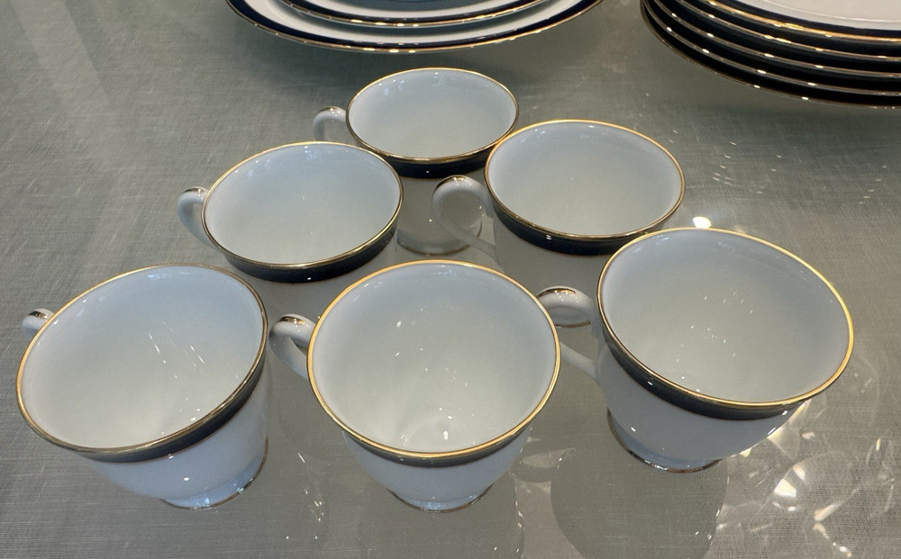 Noritake Fremont Dinnerware Ser, Service for 6