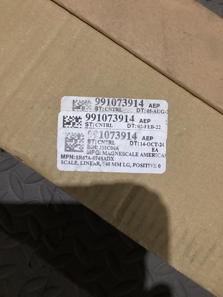 MAGNESCALE SR67A-074SADX ABSOLUTE LINEAR ENCODER 740MM NEW