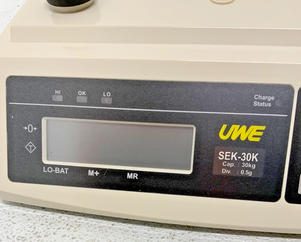 New UWE SEK-30K Checkweighing Scale 30kg Max w/ Indicator Stack Light Post 66D