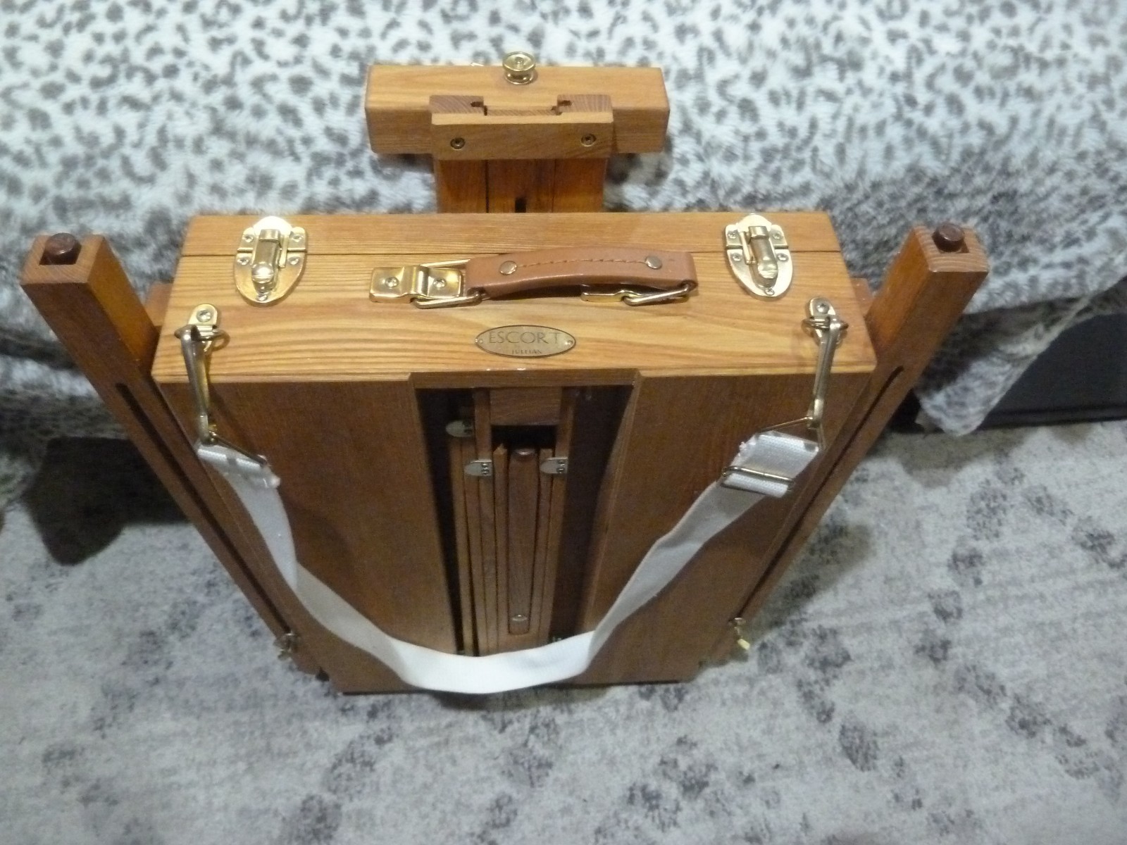 Jullian Escort French Art Easel Stand for Painting Canvas