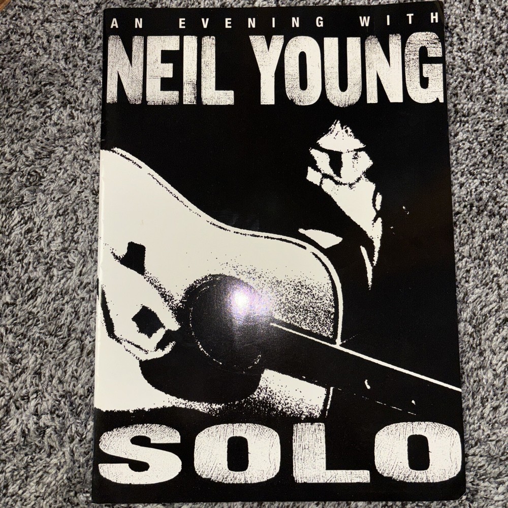 An Evening With Neil Young Solo Tour Book Photography Picture 14 x10"