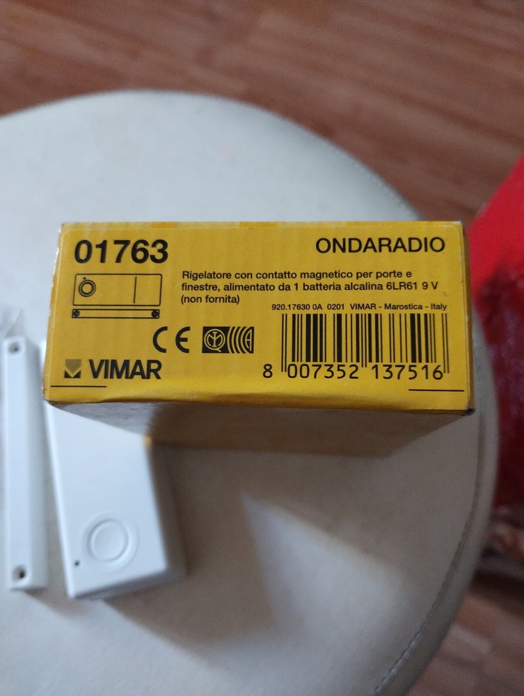 Regulator With Magnetic Contact