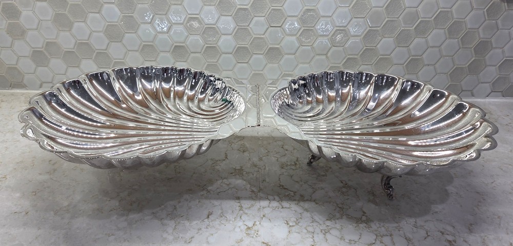 Poole by Leonard Silverplate Clam Shell Silver Plated Hinged Warmer Swan Handle