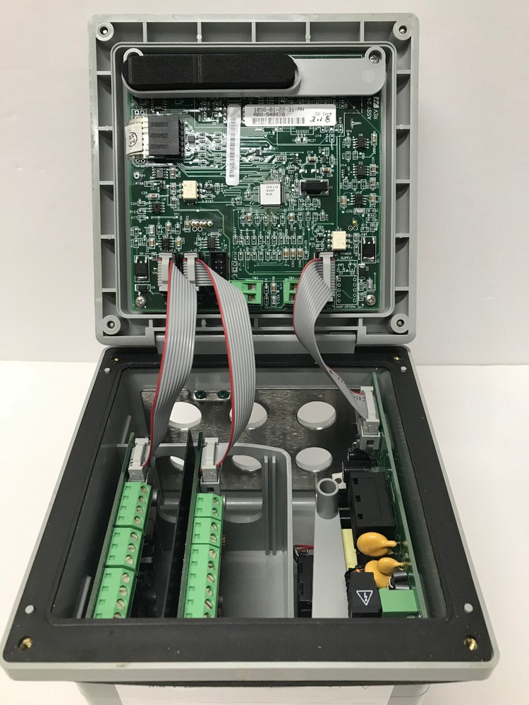 ROSEMOUNT 1056-01-22-31-AN DUAL INPUT ANALYZER (1F3)