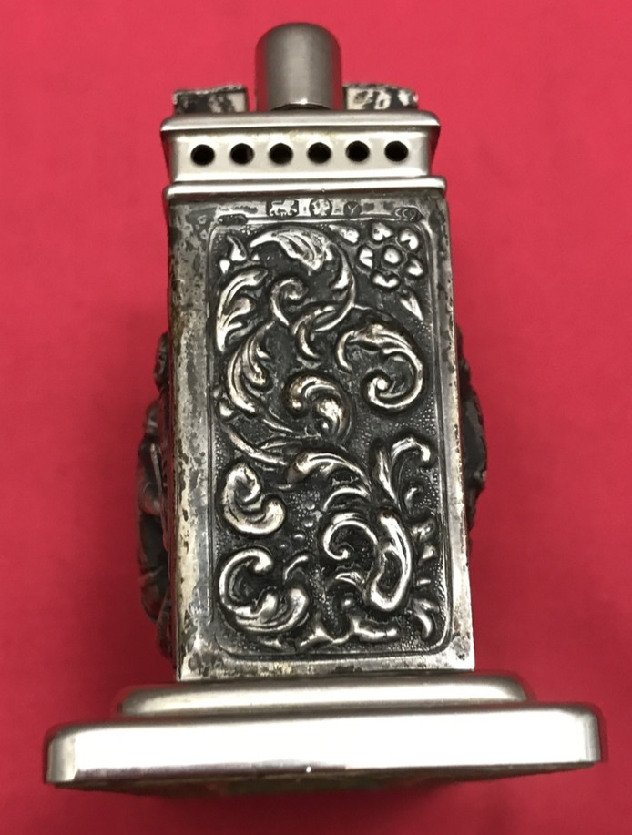 Vintage MYLFLAM .835S Silver Embossed Case TABLE LIGHTER Push Button