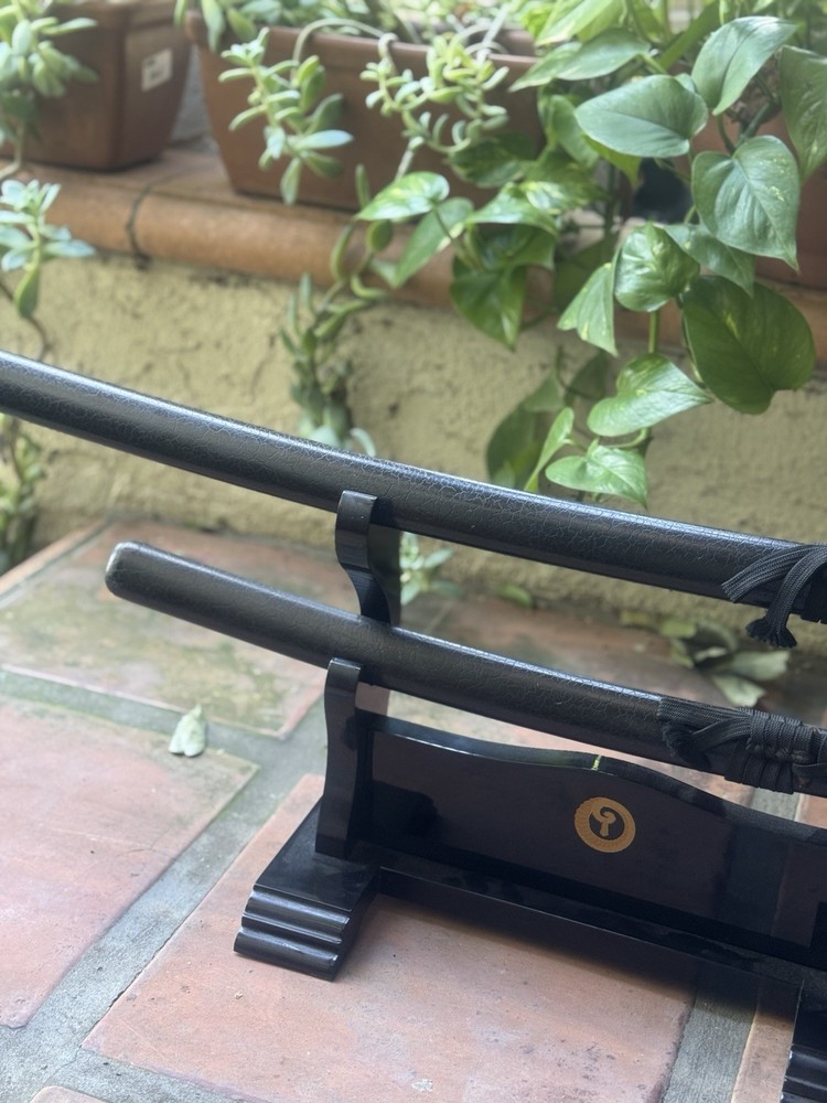 Vintage Katana Decorative Sword Set *Read
