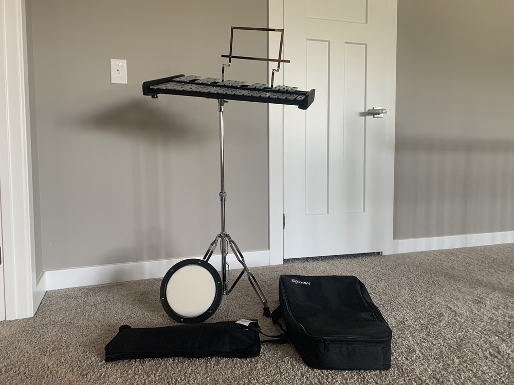 Lightly Used Mendini Xylophone W/ Case And 4 Mallets