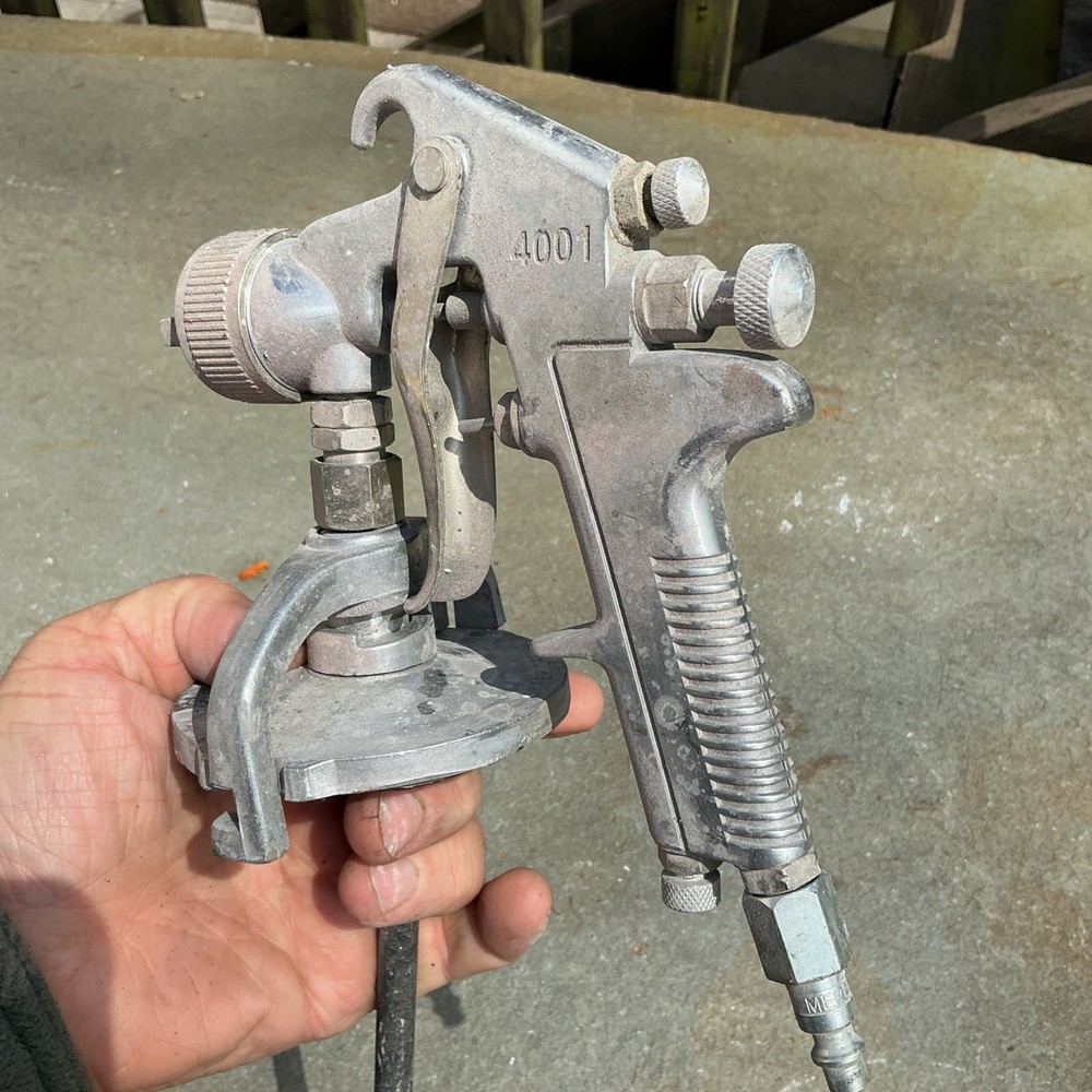 4001 PAINT SPRAYER