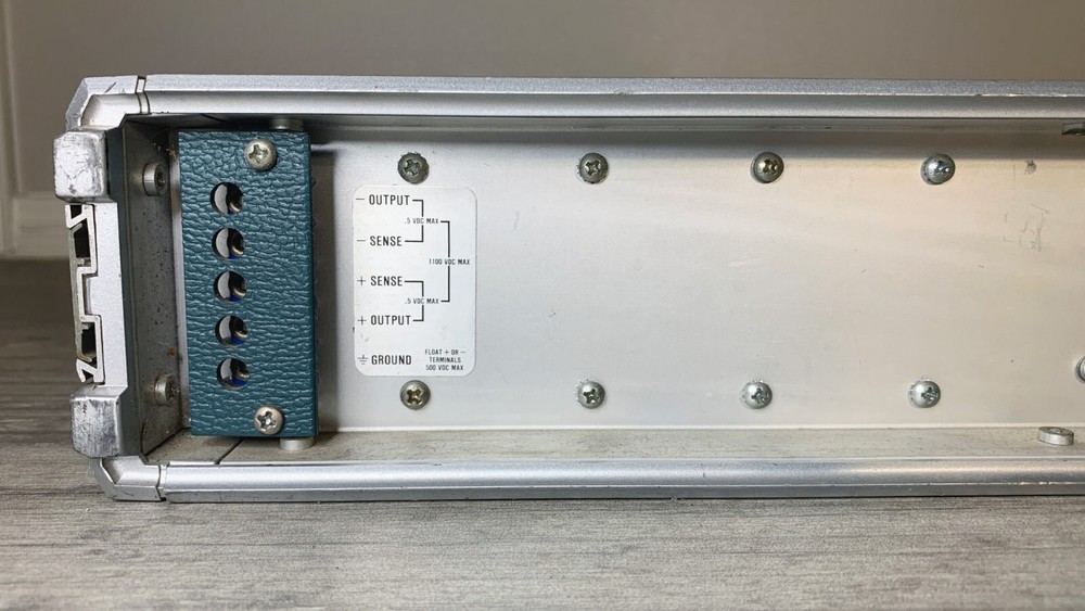 Fluke 343A DC Voltage Calibrator