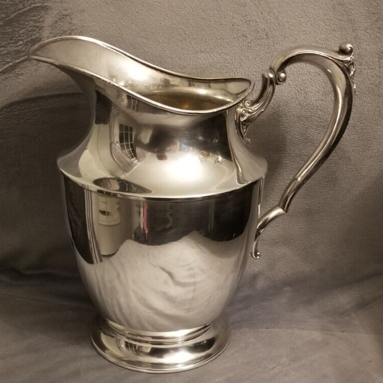 Vintage Wallace Silverplated Water Pitcher 68C100 Silver Plate