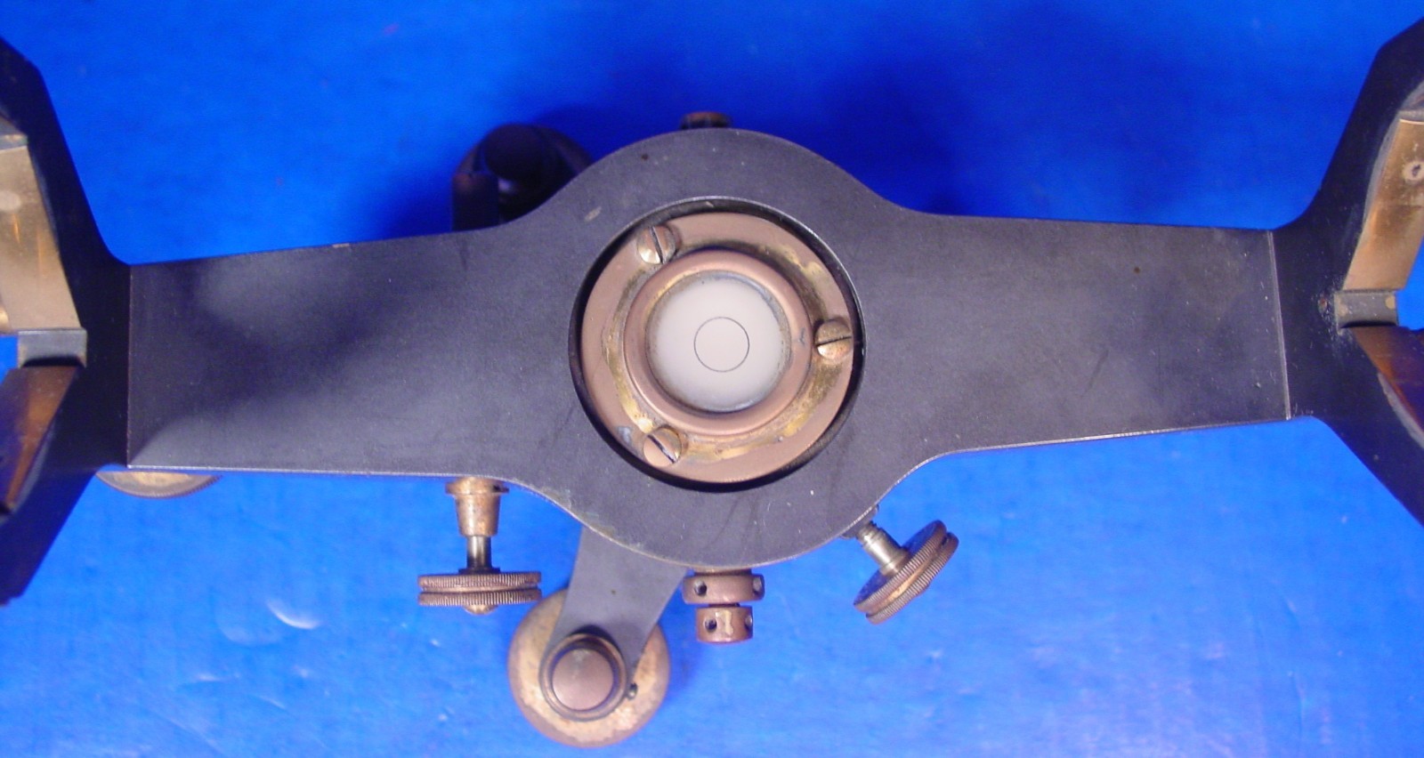 Douglas MacArthur Presentation Precise Level - Otto Fennel Sohne